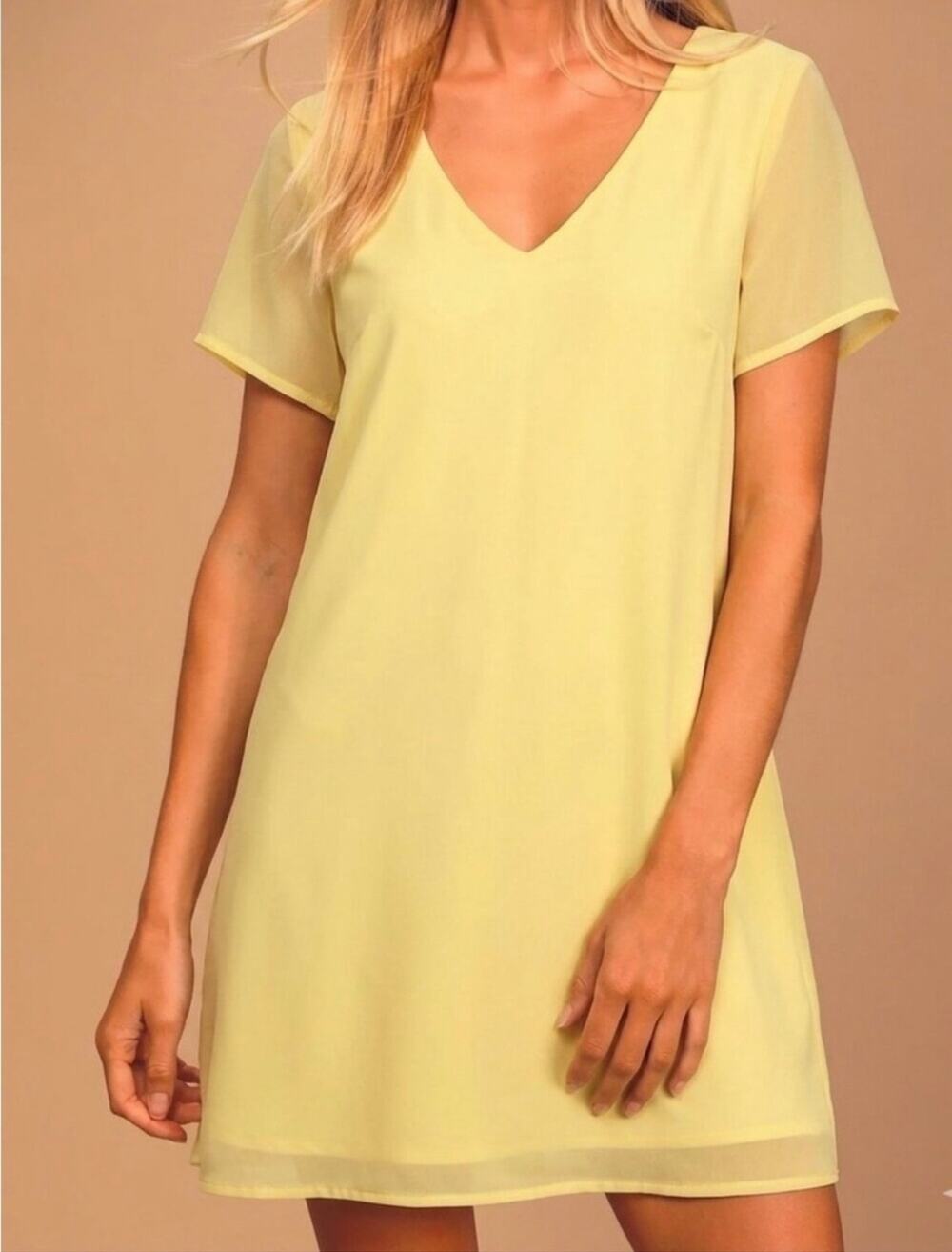 NWT! Lulus Freestyle Yellow Chiffon Shift Dress V-Neck Mini L